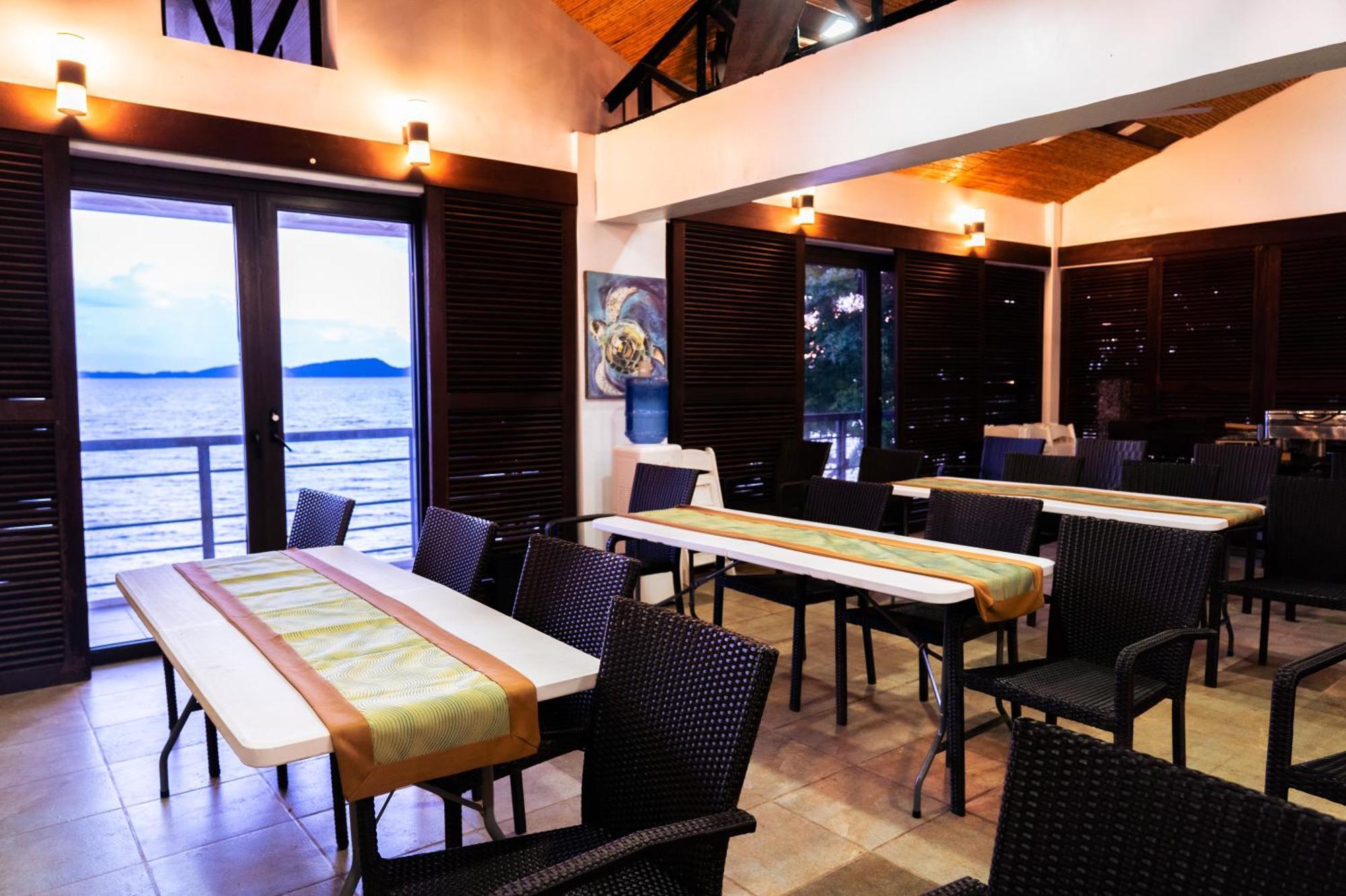 Altamare Dive And Leisure Resort Anilao Mabini  Exteriör bild